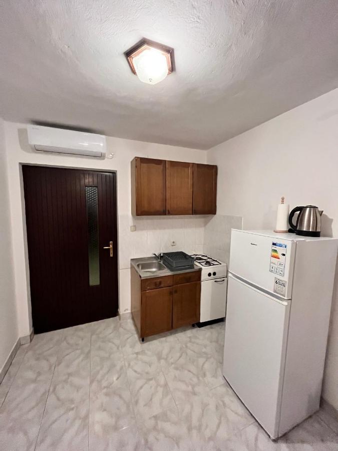 Studio Metajna 208B Exterior foto